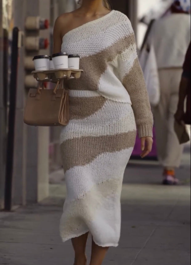 Fashion Diagonal Shoulder Single Sleeve Two Colors Knitted Dress
