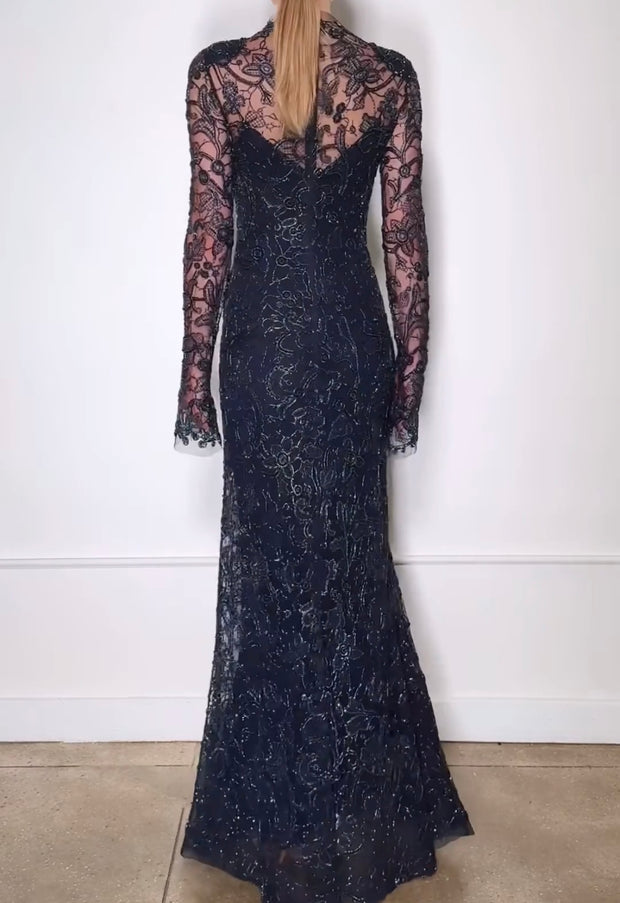 Graceful and Fashionable Long Sleeve Lace Dress